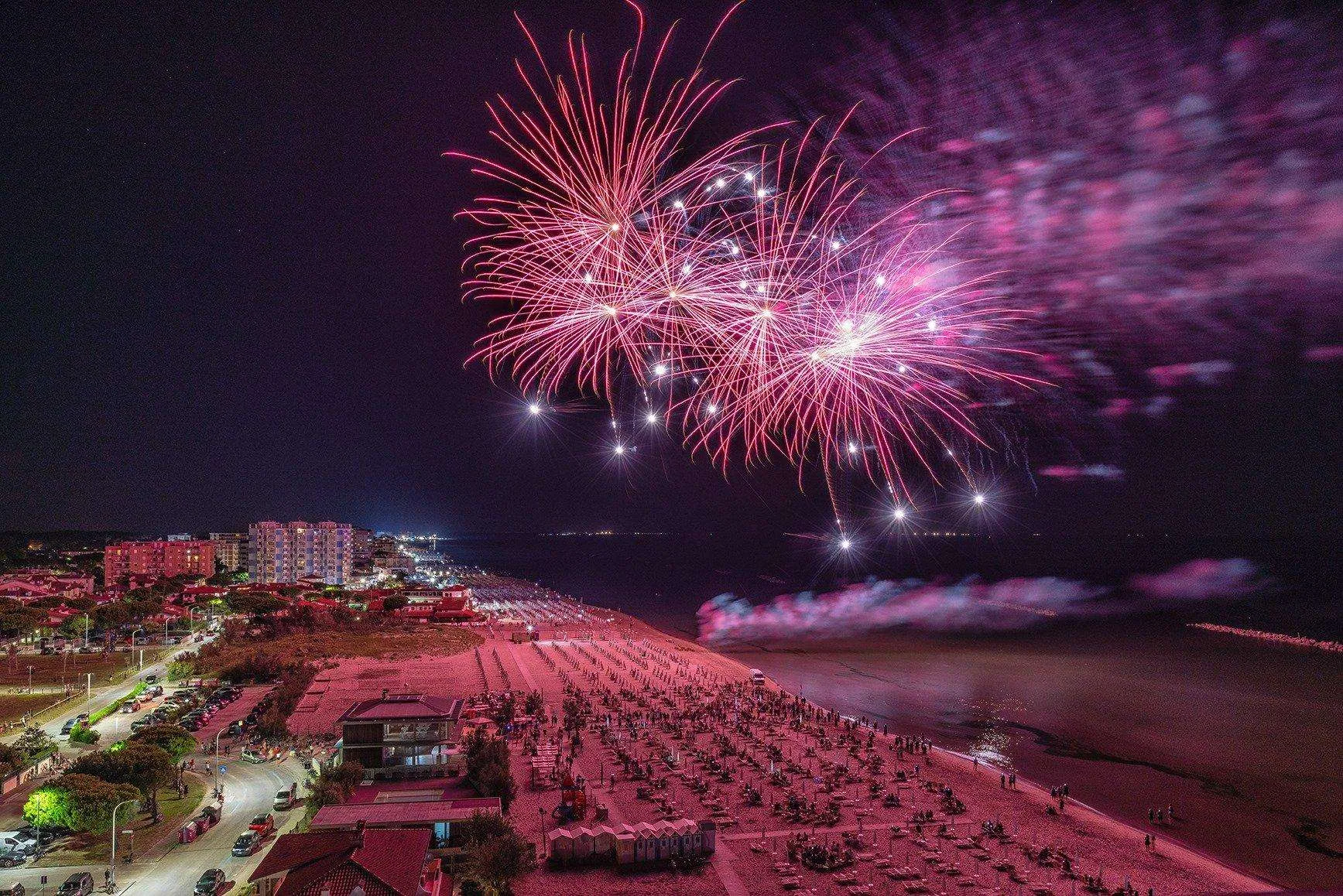 La folle Notte Rosa di due nobildonne di antica casata